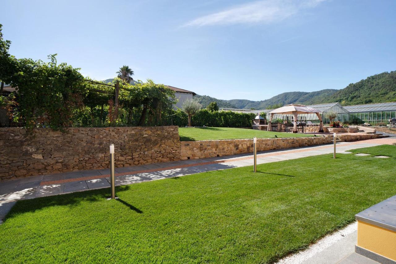 Agriturismo Il Borgo - Lavanda Villanova d'Albenga Buitenkant foto